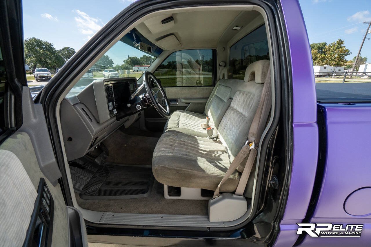 Used 1994 Chevrolet Silverado 1500 2WD Regular Cab image 47