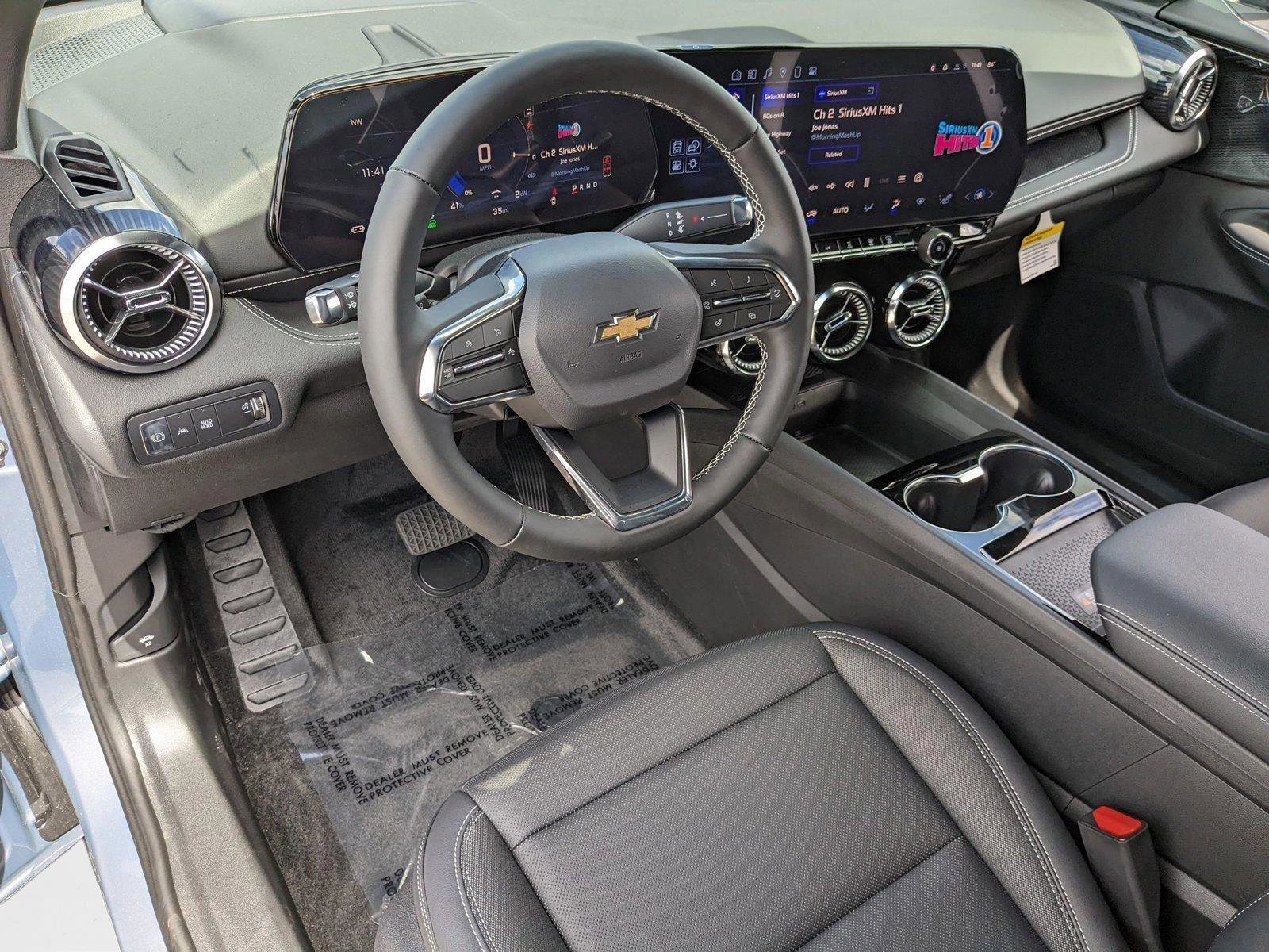 New 2025 Chevrolet Blazer EV LT AWD/4WD image 3