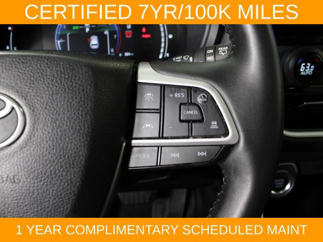 Used 2025 Toyota Grand Highlander AWD image 22