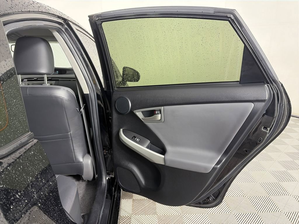 Used 2014 Toyota Prius Four FWD image 27