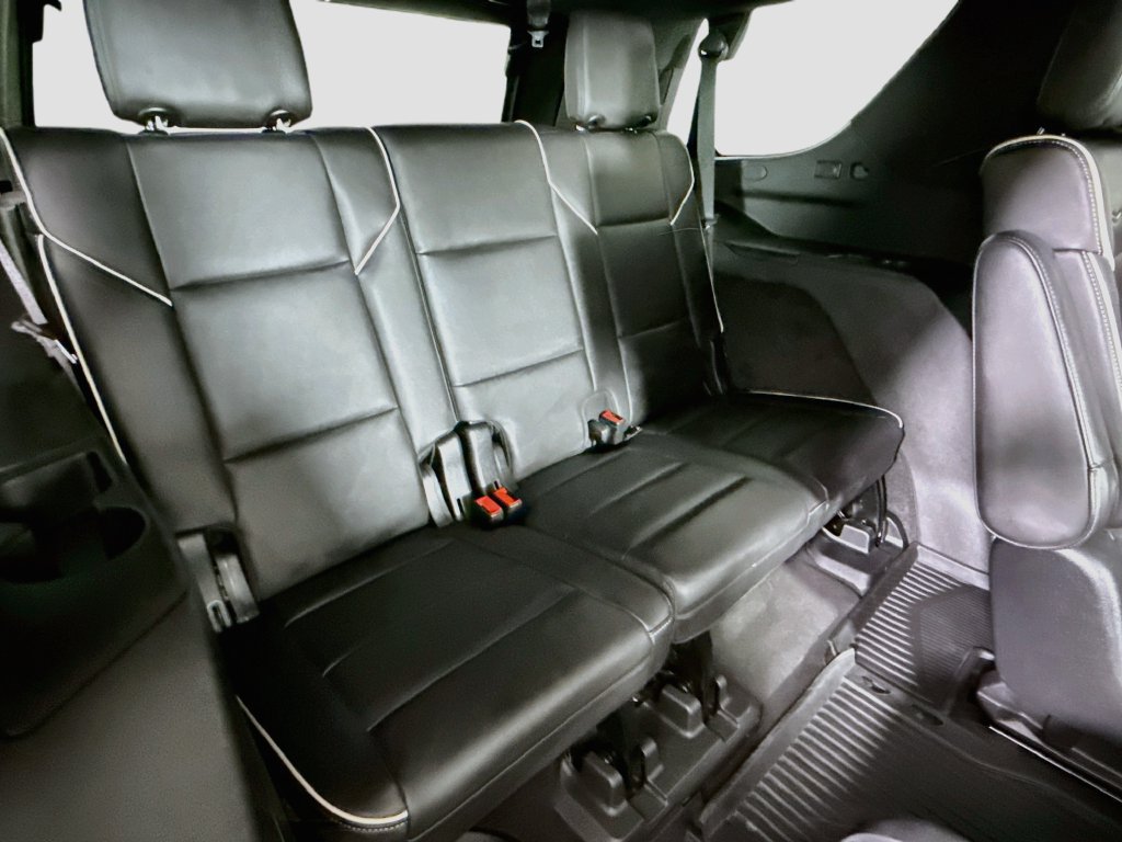 Used 2021 Cadillac Escalade Premium Luxury AWD/4WD image 29