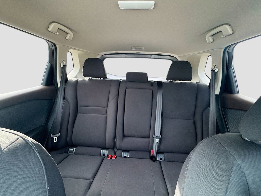 Used 2023 Nissan Rogue S image 27