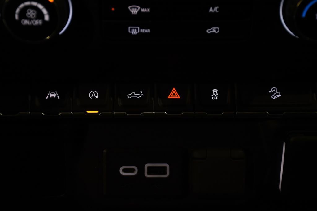 Used 2022 Chevrolet Silverado 1500 Custom Trail Boss image 23