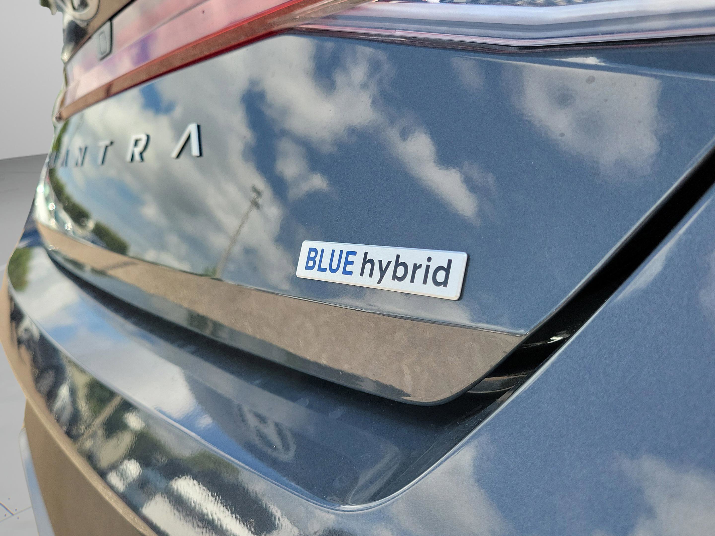 New 2025 Hyundai Elantra Blue image 29