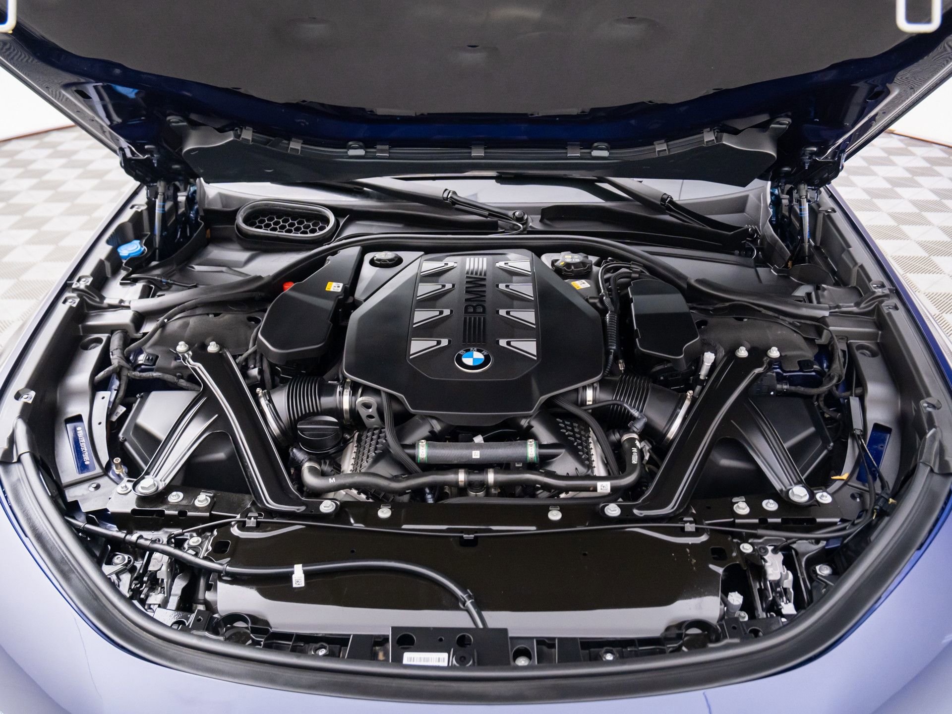 Used 2025 BMW 760i xDrive 760i xDrive w/ Executive Package image 30