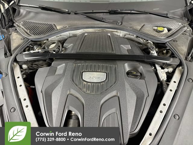 Used 2019 Porsche Panamera 4 AWD/4WD image 35