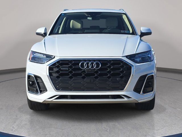 Used 2023 Audi Q5 2.0T Premium Plus w/ Premium Plus Package AWD/4WD image 3