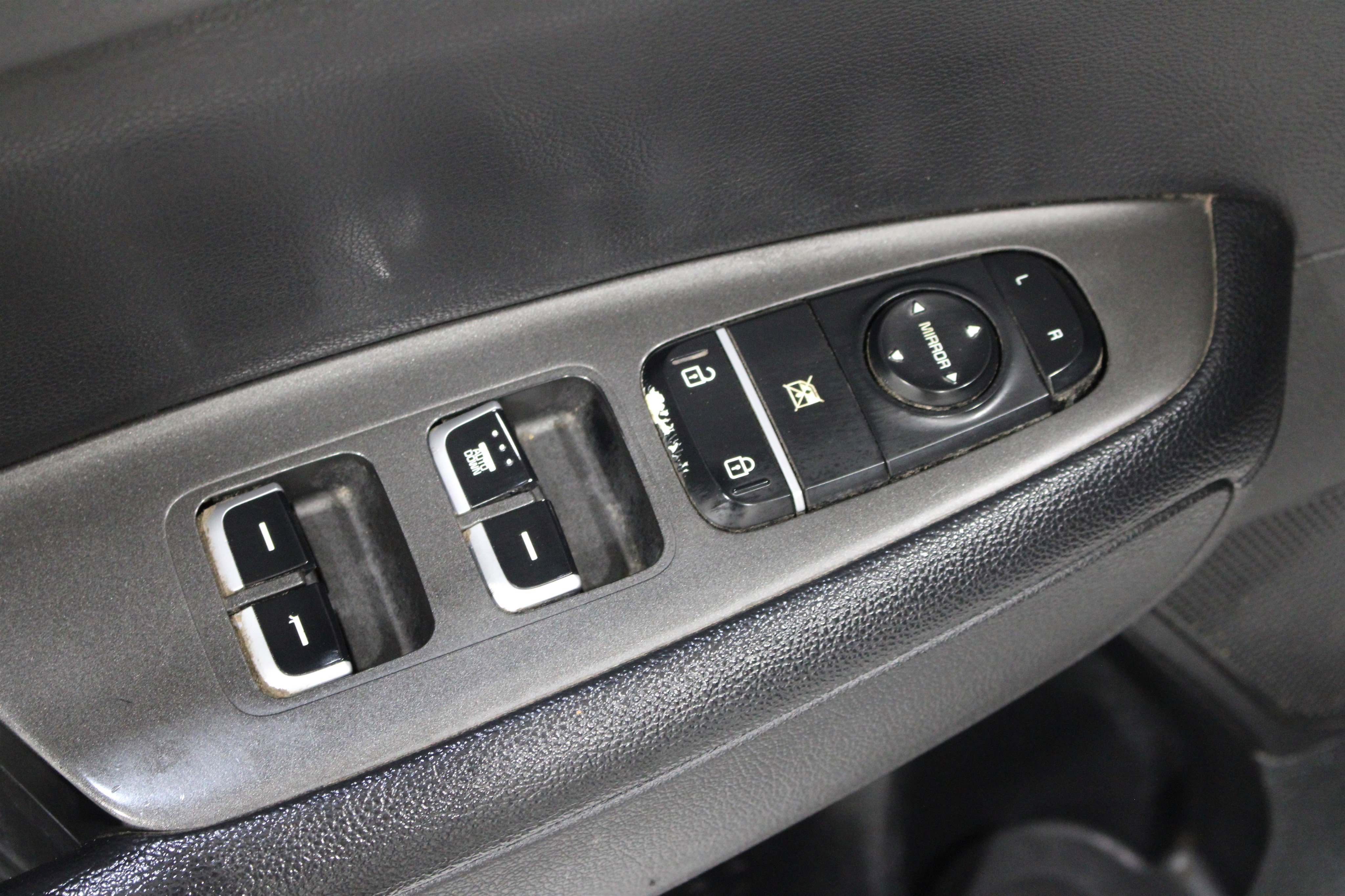 Used 2016 Kia Optima LX FWD image 7