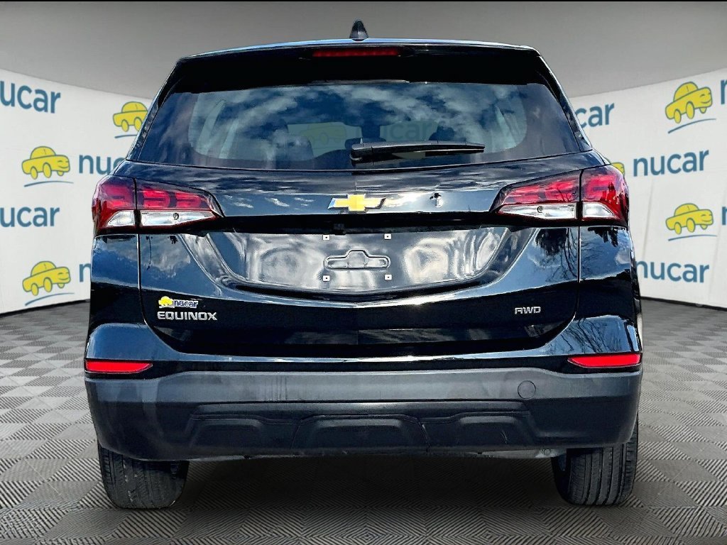 Used 2024 Chevrolet Equinox LS AWD/4WD image 5