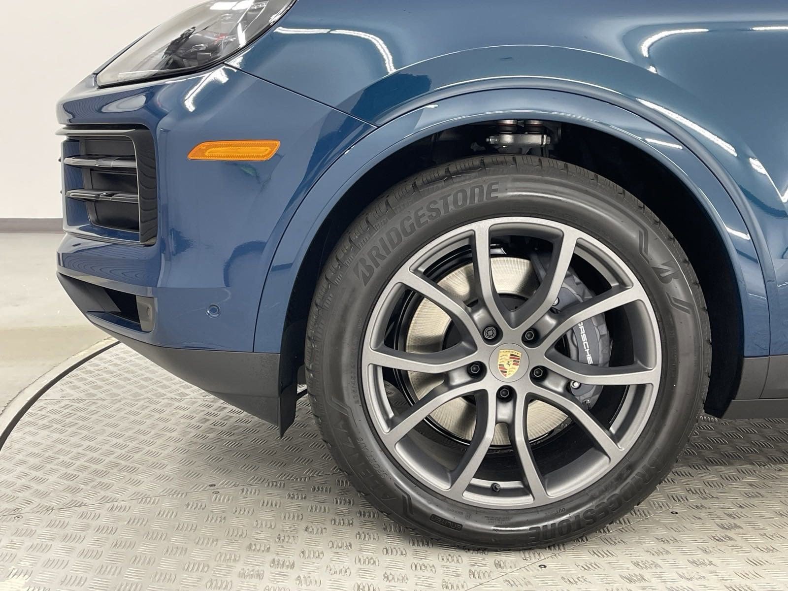 New 2025 Porsche Cayenne Coupe image 12