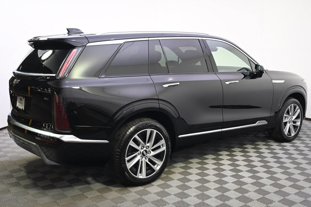 New 2027 Cadillac Vistiq Luxury w/ LPO, Floor Liner Package AWD/4WD image 7