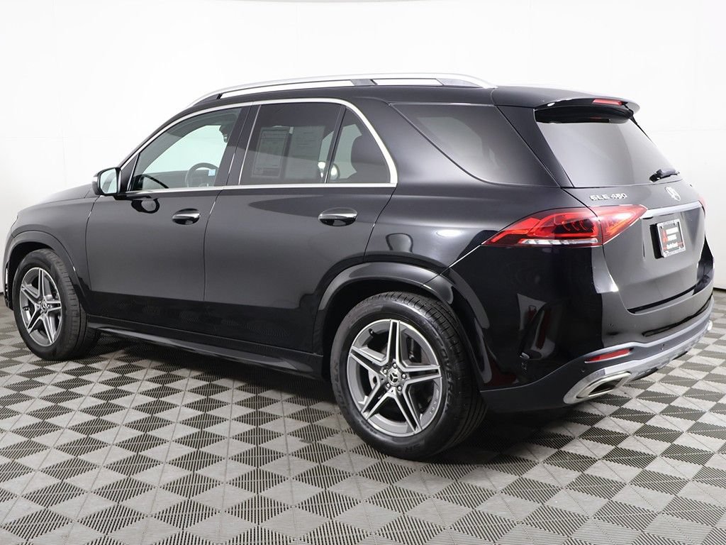 Used 2022 Mercedes-Benz GLE 450 4MATIC w/ AMG Line Exterior image 15