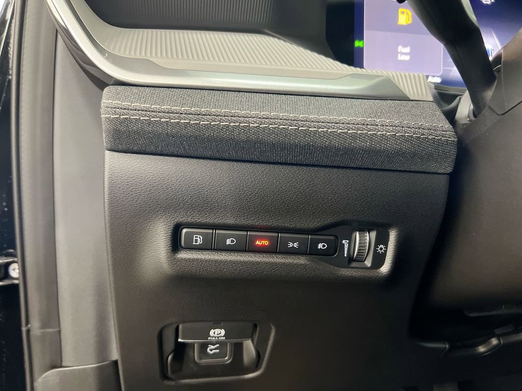 New 2026 Jeep Cherokee Laredo AWD/4WD image 18