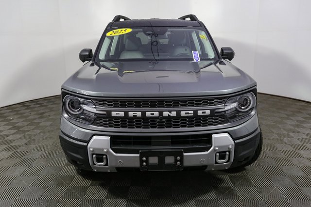 Used 2025 Ford Bronco Sport Badlands image 4