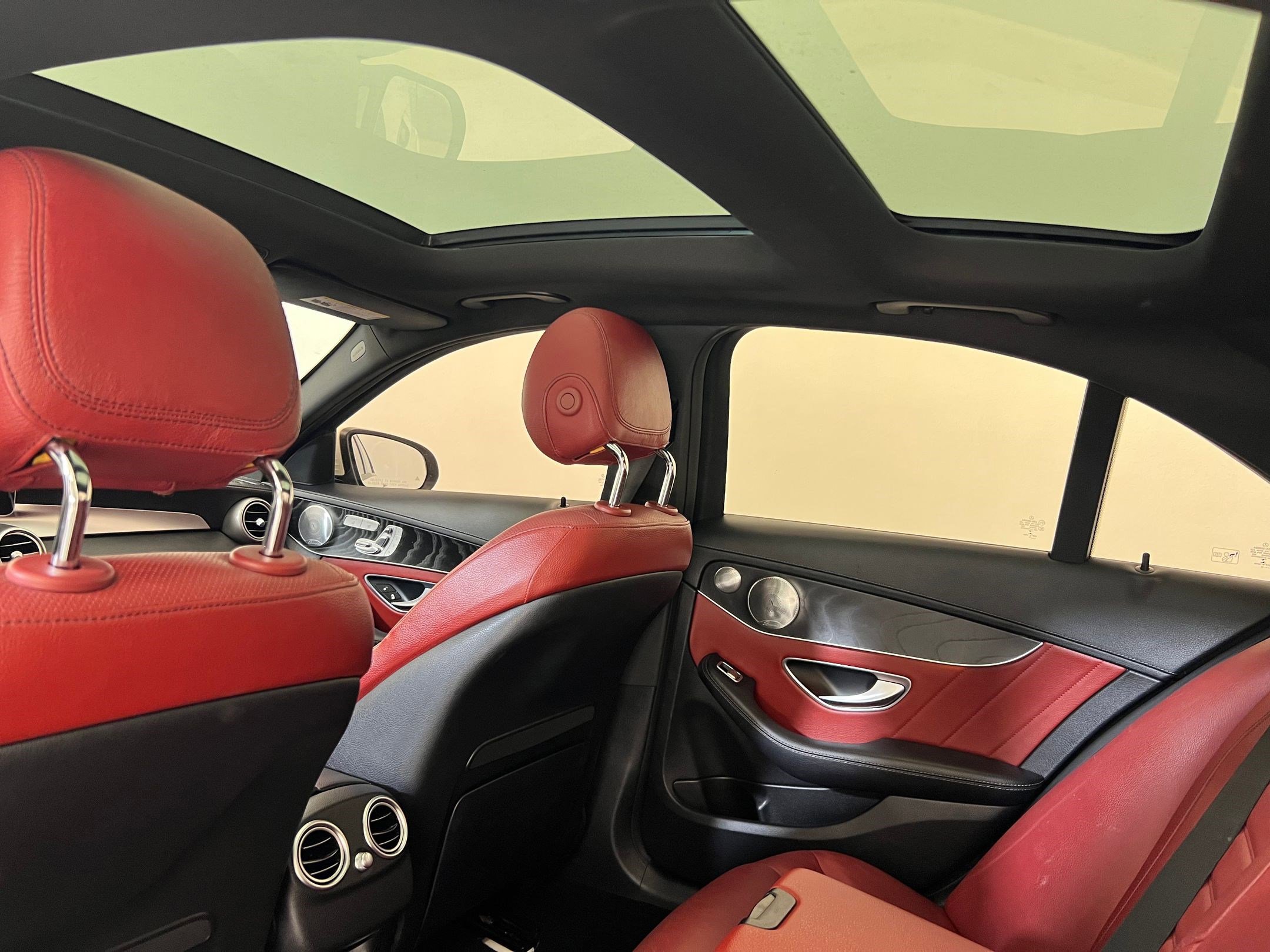 Used 2016 Mercedes-Benz C 300 Sedan image 33