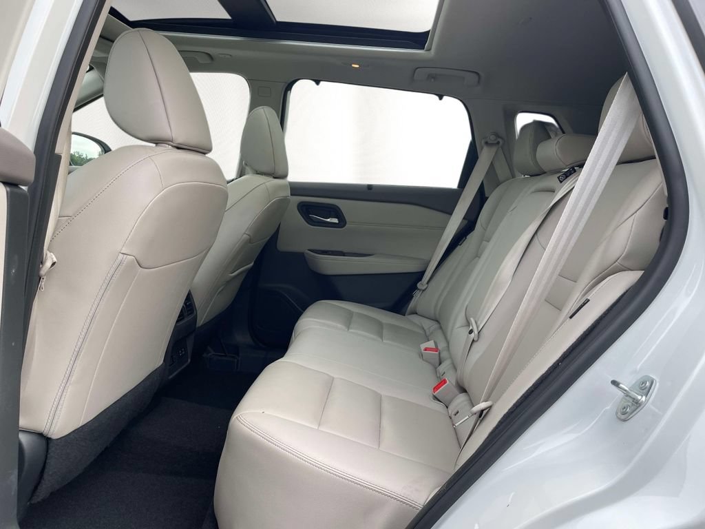 Used 2023 Nissan Rogue SL w/ SL Premium Package AWD/4WD image 12
