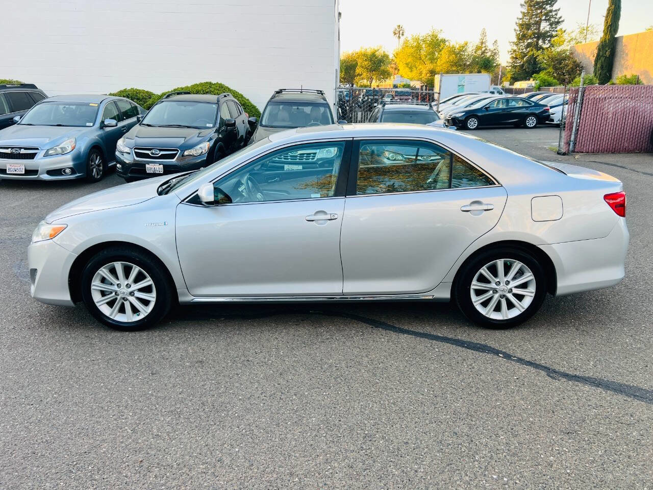 Used 2013 Toyota Camry XLE w/ Leather Pkg image 5