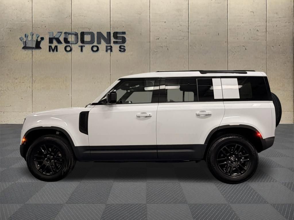 Used 2025 Land Rover Defender 110 S AWD/4WD image 4