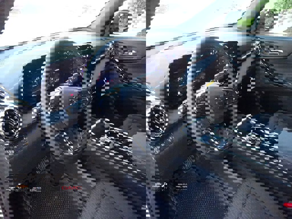 New 2026 Chevrolet Equinox LT w/ Midnight Edition image 12