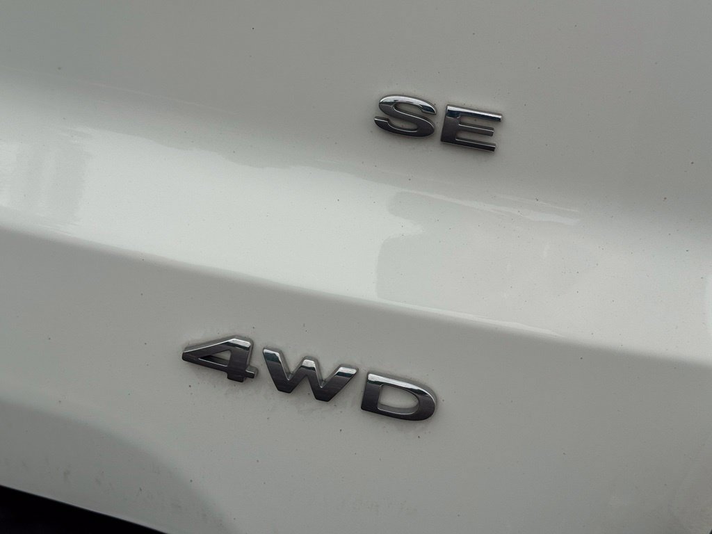 Used 2022 Ford EcoSport SE w/ SE Appearance Package AWD/4WD image 41