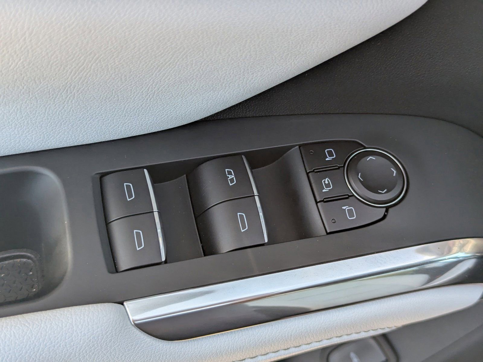 Used 2026 Chevrolet Traverse High Country image 25