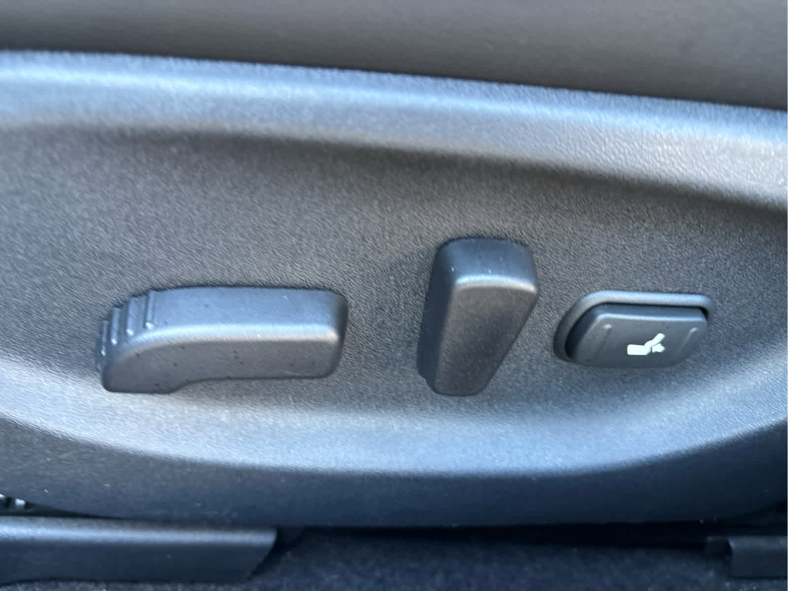 Used 2018 INFINITI Q50 Luxe w/ Essential Package (3.0T Luxe) image 9