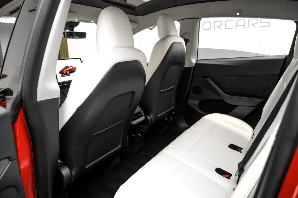 Used 2023 Tesla Model Y AWD image 35