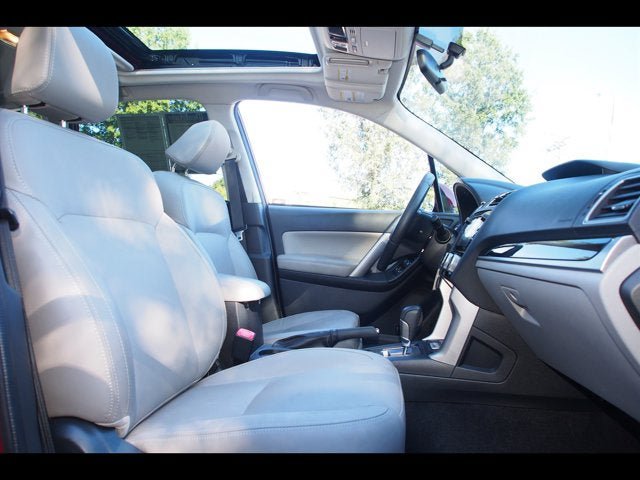 Used 2017 Subaru Forester 2.5i Limited AWD/4WD image 11