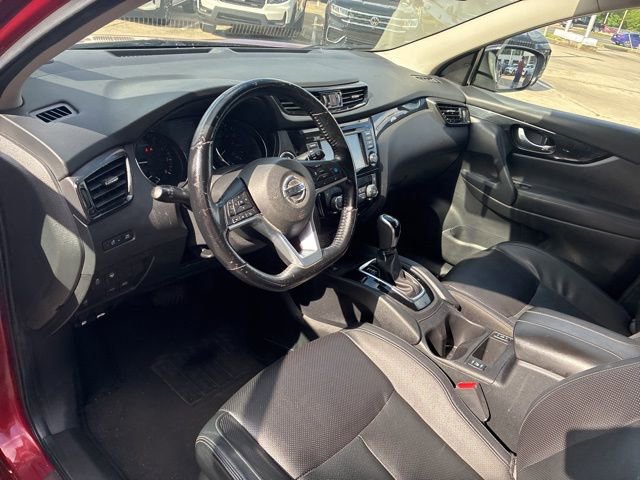 Used 2022 Nissan Rogue Sport SL image 18