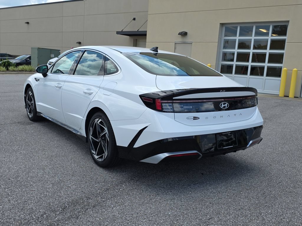 New 2026 Hyundai Sonata SEL FWD image 6
