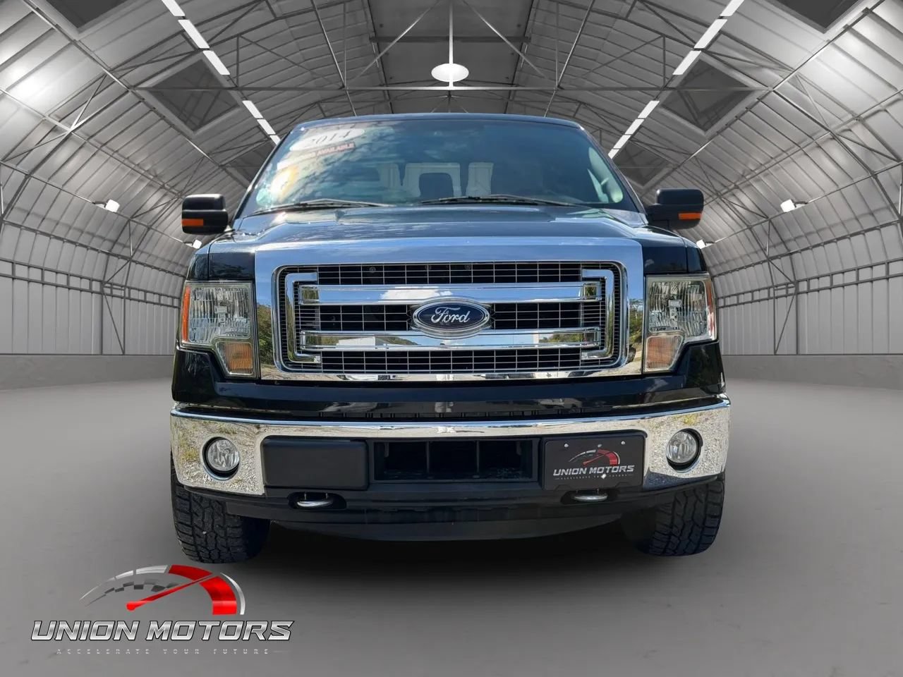 Used 2014 Ford F150 XLT w/ Equipment Group 302A Luxury AWD/4WD image 2
