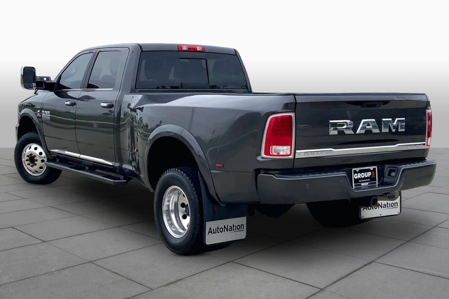 Used 2017 RAM 3500 Laramie Longhorn AWD/4WD image 11