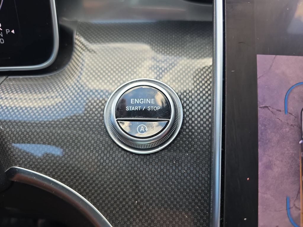 Certified 2023 Mercedes-Benz C 300 4MATIC Sedan image 26