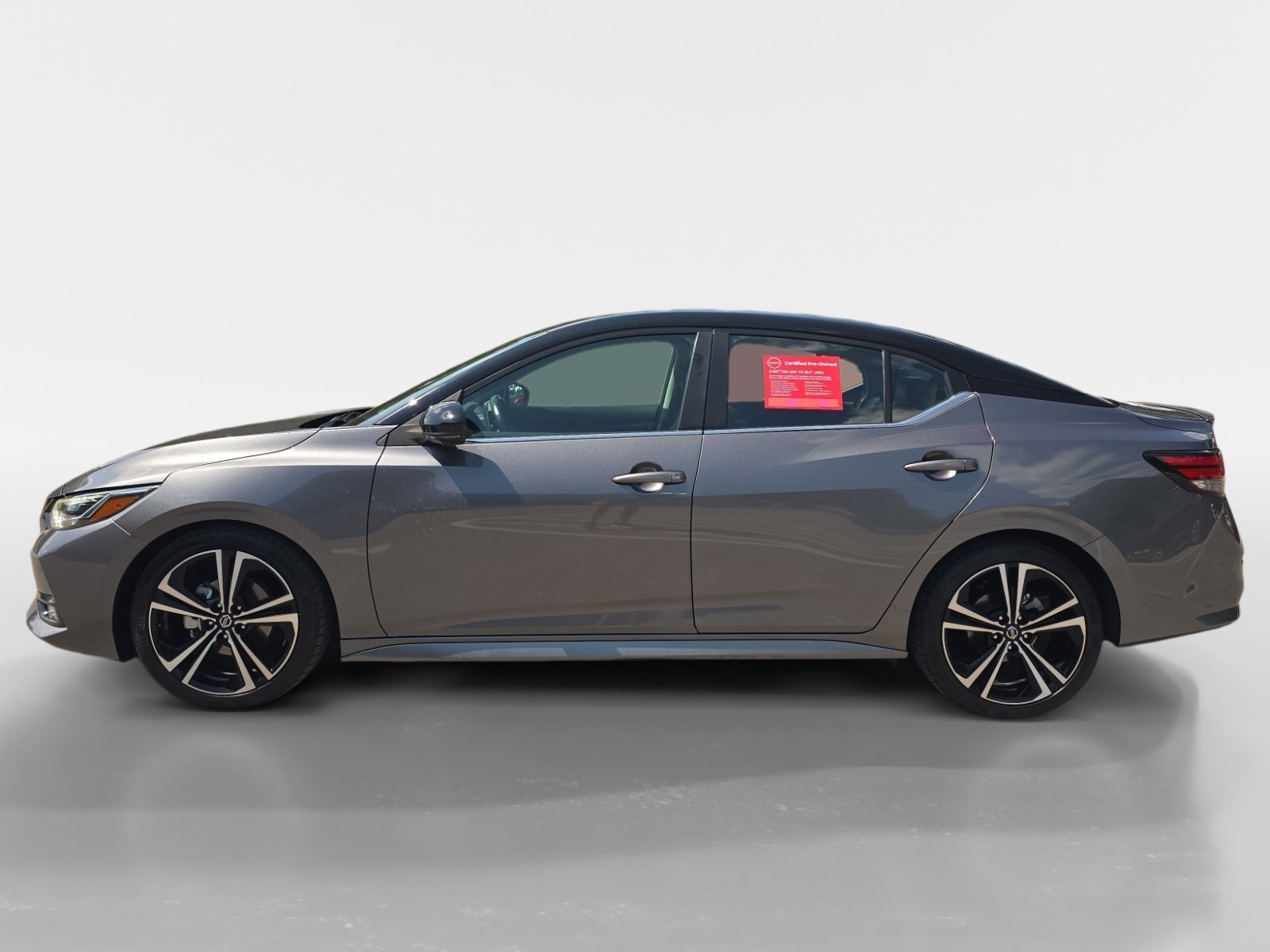 Used 2021 Nissan Sentra SR w/ SR Premium Package FWD image 2