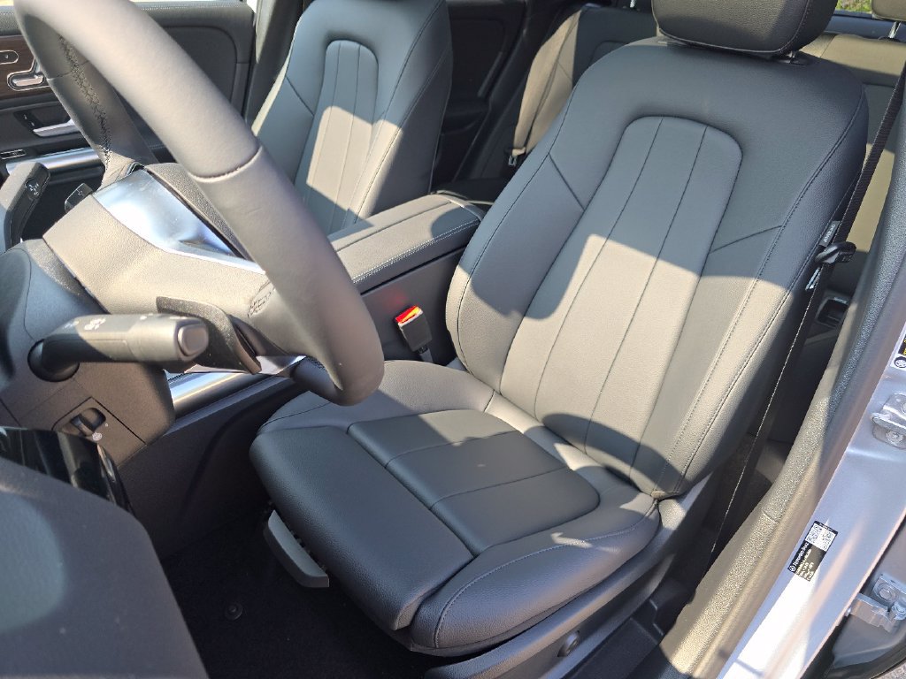 New 2026 Mercedes-Benz GLA 250 4MATIC image 24