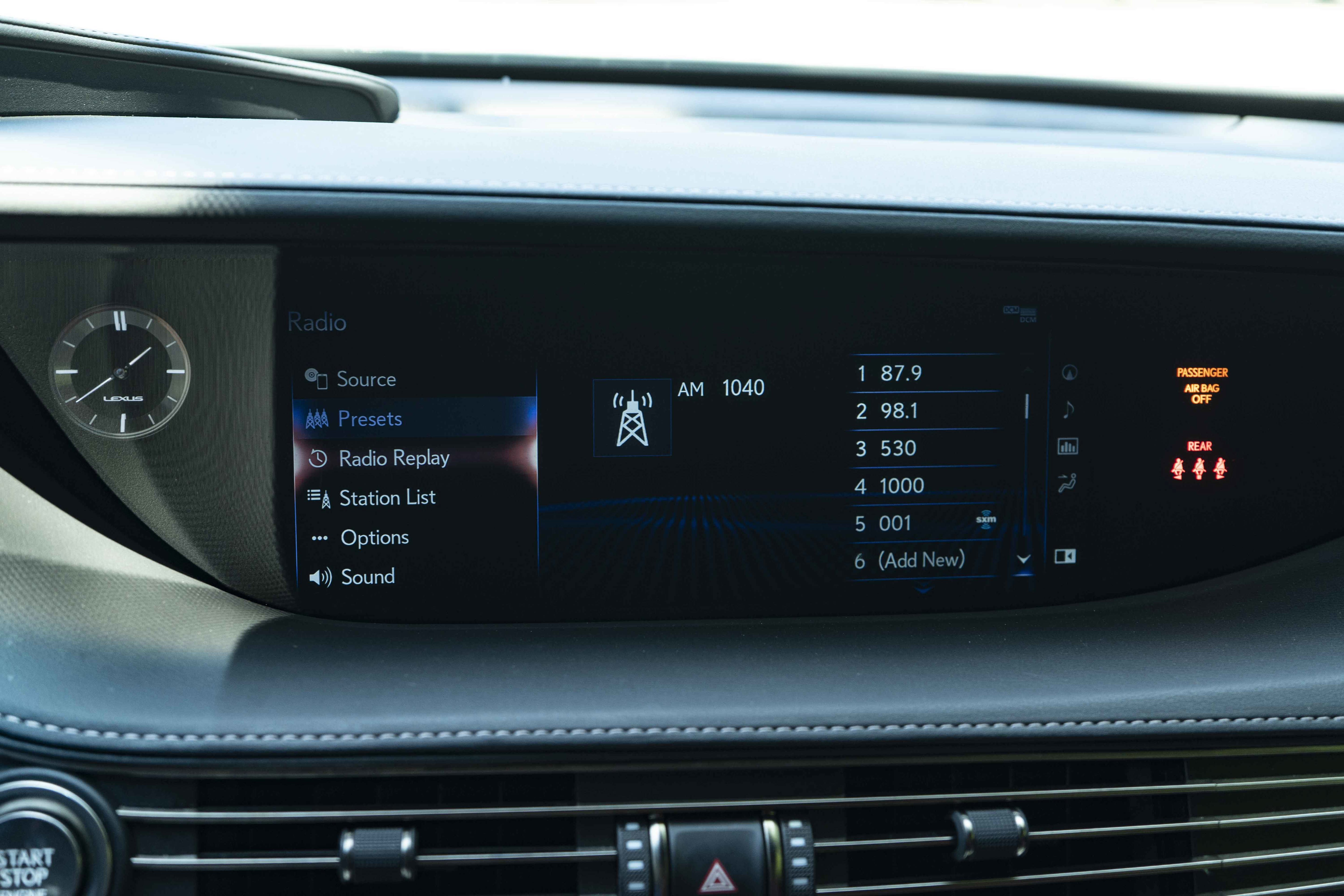 Used 2019 Lexus LS 500 F Sport w/ Accessory Package (Z2) AWD/4WD image 31