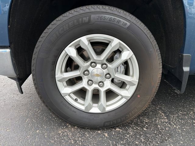 Used 2024 Chevrolet Silverado 1500 LT AWD/4WD image 14
