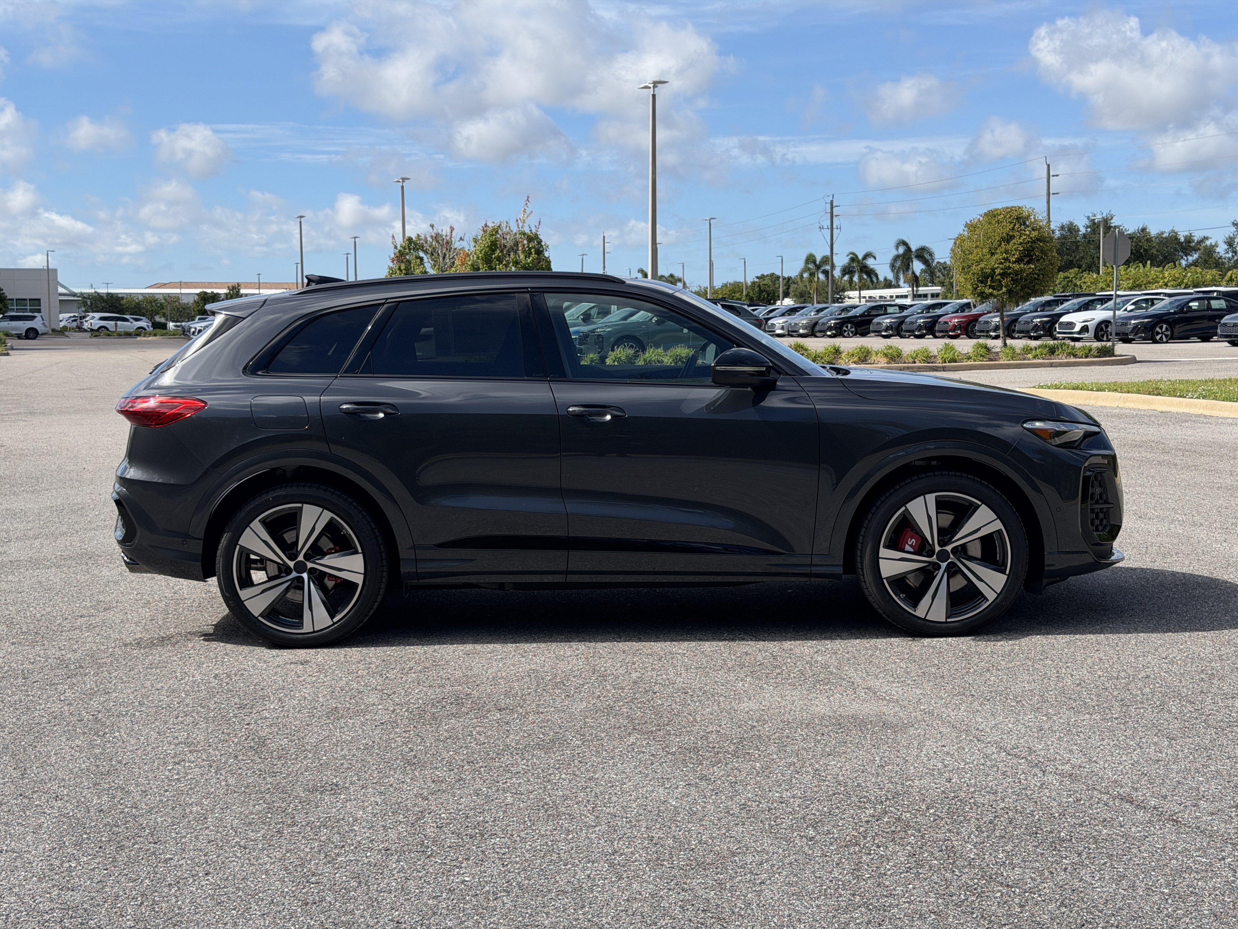 New 2026 Audi SQ5 Premium Plus AWD/4WD image 8