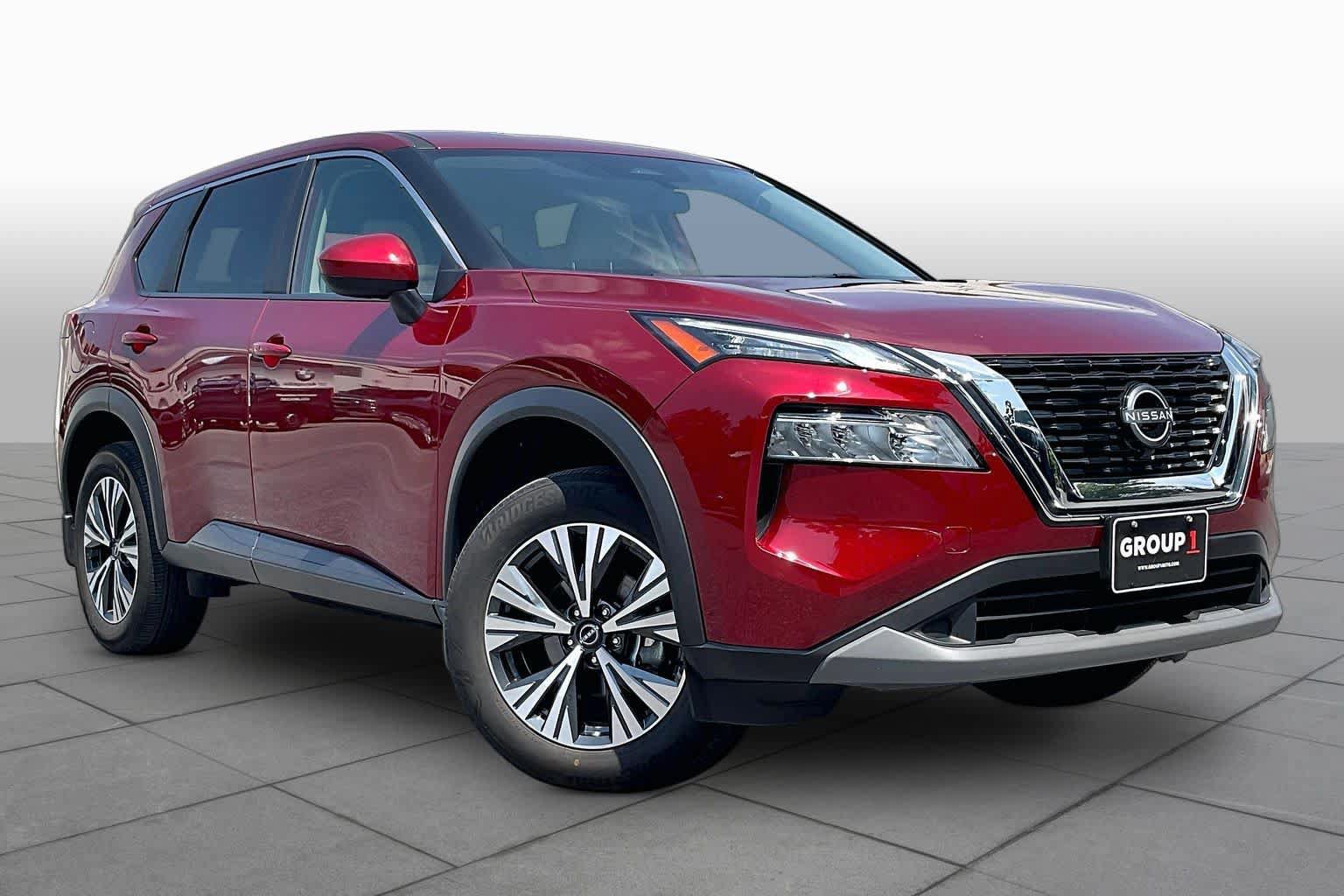 Used 2023 Nissan Rogue SV AWD/4WD image 2