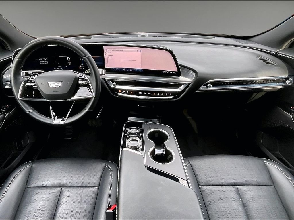 Used 2024 Cadillac Lyriq Luxury AWD/4WD image 21