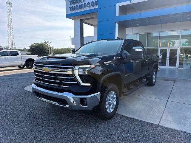 Used 2025 Chevrolet Silverado 2500 LTZ w/ LTZ Convenience Package AWD/4WD video 1