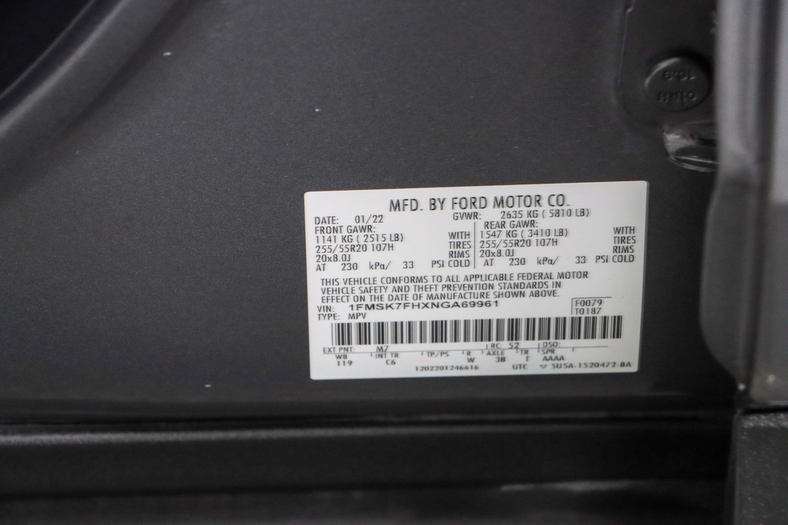 Used 2022 Ford Explorer Limited w/ Equipment Group 301A RWD image 34