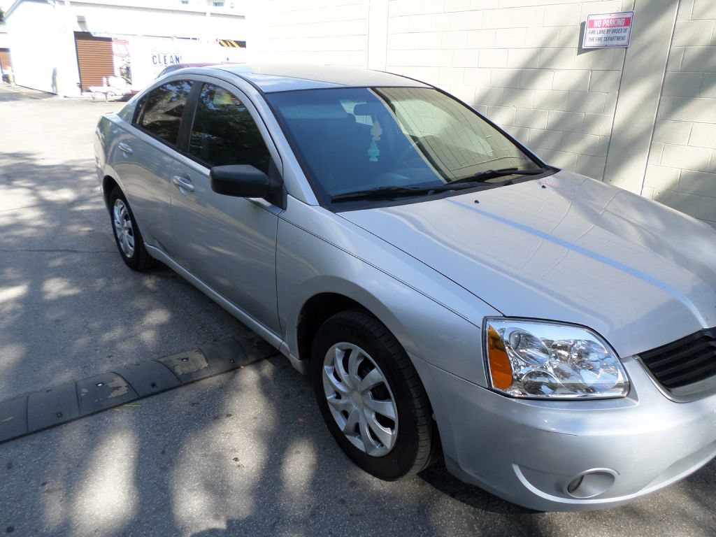 Used 2007 Mitsubishi Galant ES FWD image 2