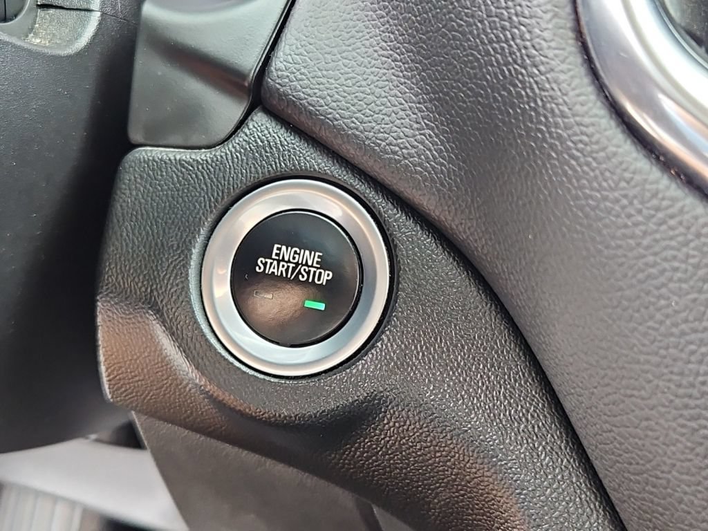 Used 2022 Chevrolet Equinox LT FWD image 16
