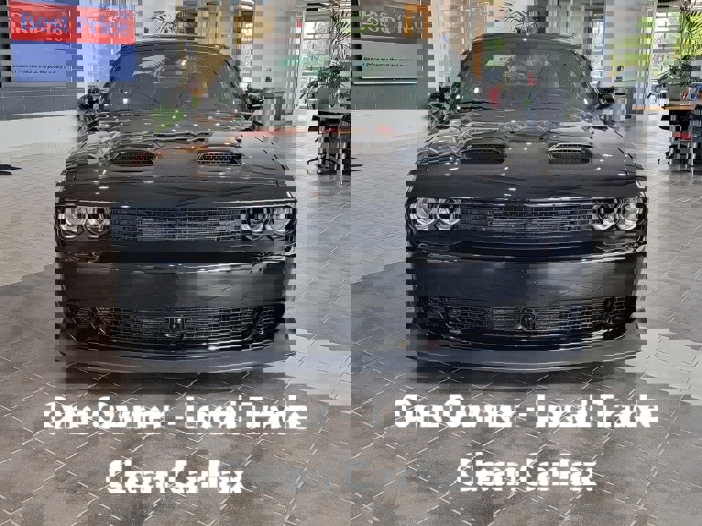 Used 2023 Dodge Challenger SRT Hellcat image 2