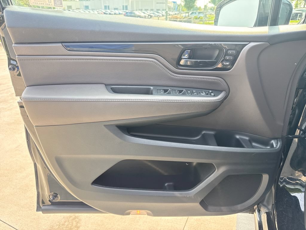 Used 2019 Honda Odyssey Elite image 14