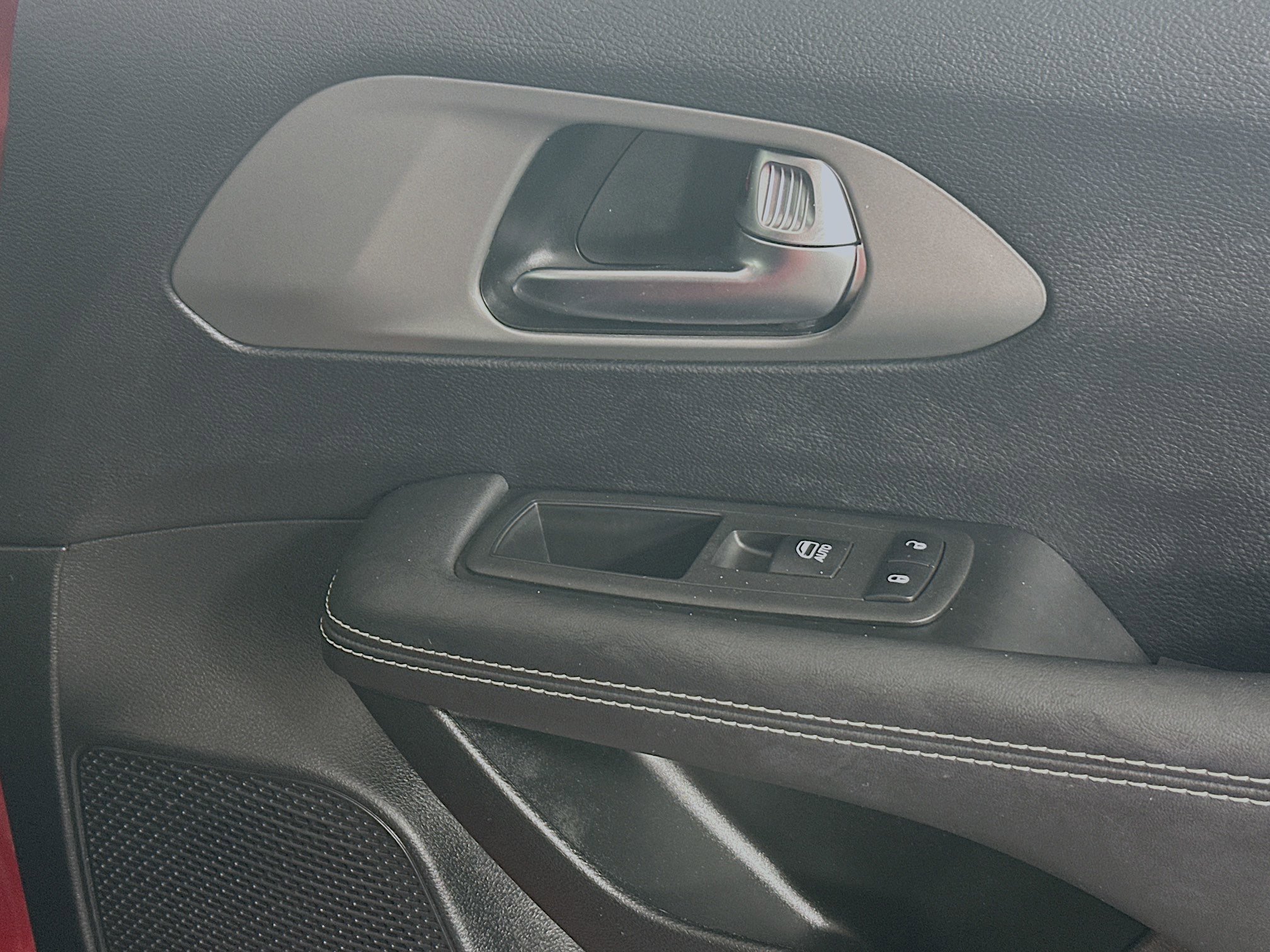 Used 2025 Chrysler Pacifica Select FWD image 29