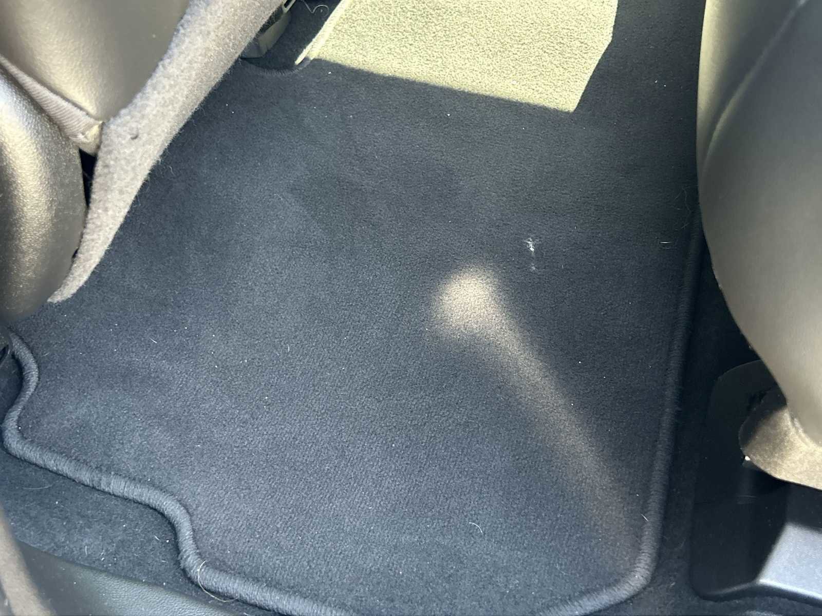 Used 2023 GMC Acadia Denali image 34