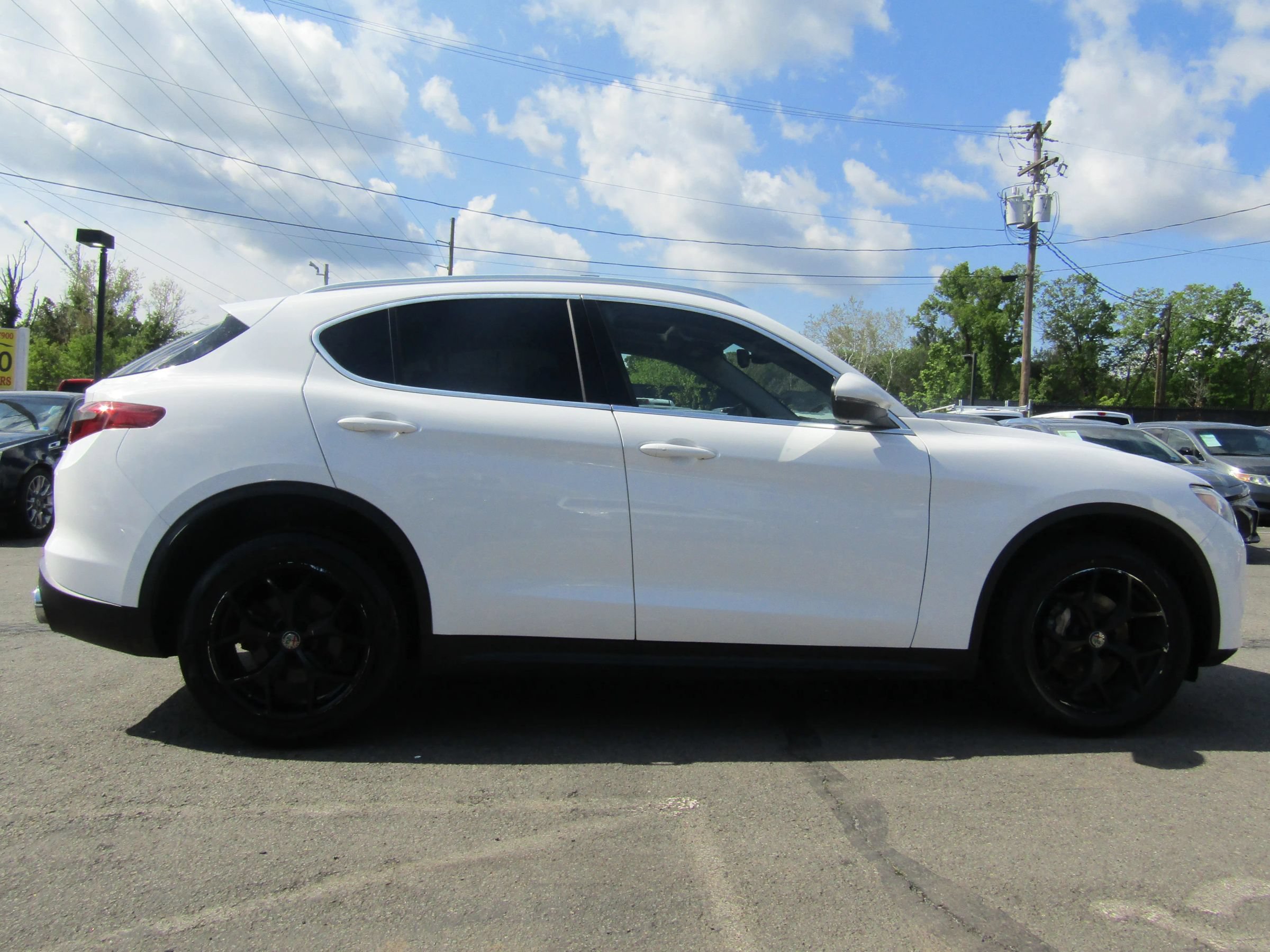 Used 2019 Alfa Romeo Stelvio Ti AWD/4WD image 8