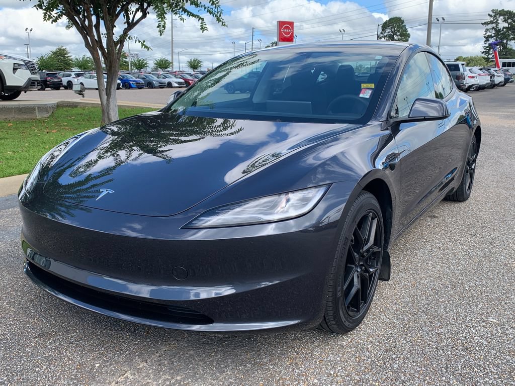 Used 2025 Tesla Model 3 Long Range RWD image 5